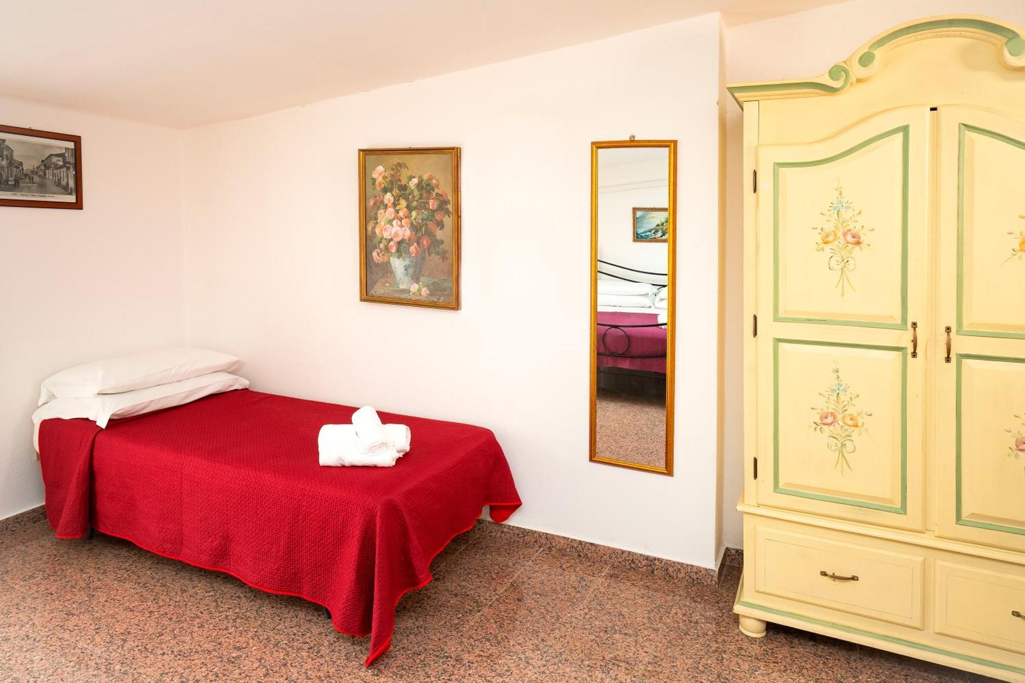 Hotel Fernanda Letojanni Bagian luar foto