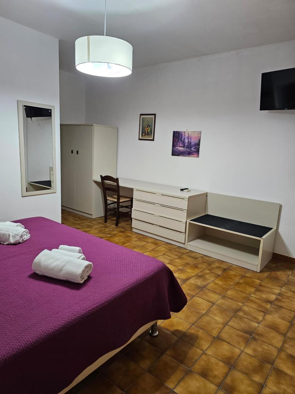 Hotel Fernanda Letojanni Bagian luar foto