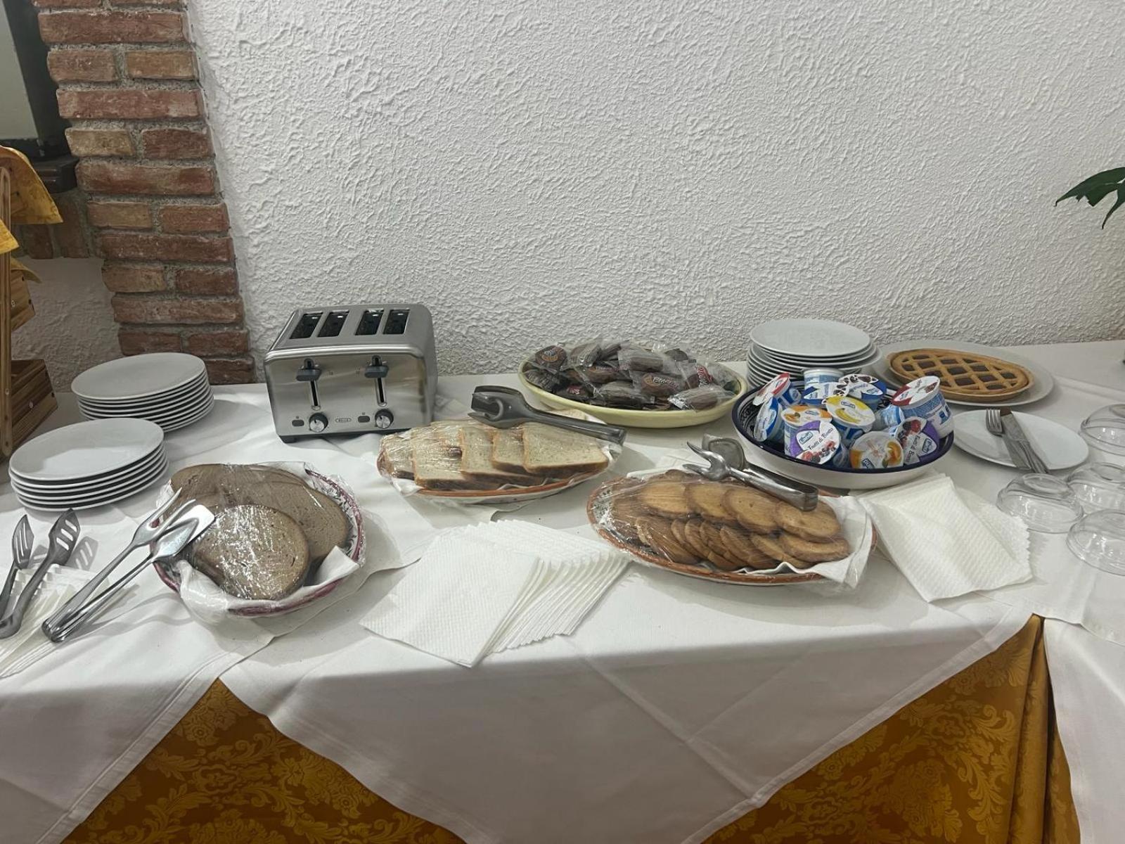 Hotel Fernanda Letojanni Bagian luar foto